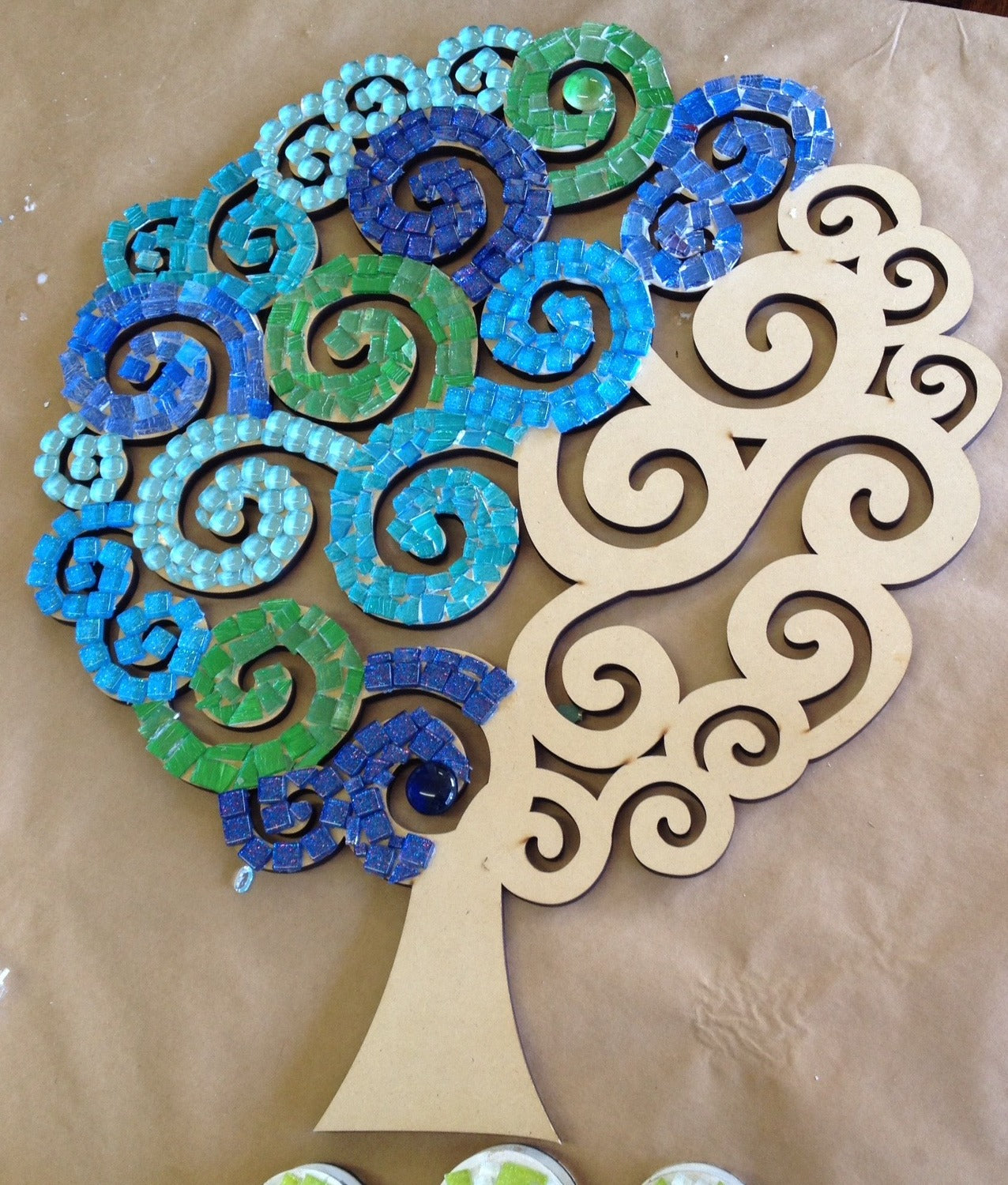 Wooden shape spiral tree (45x37cm)
